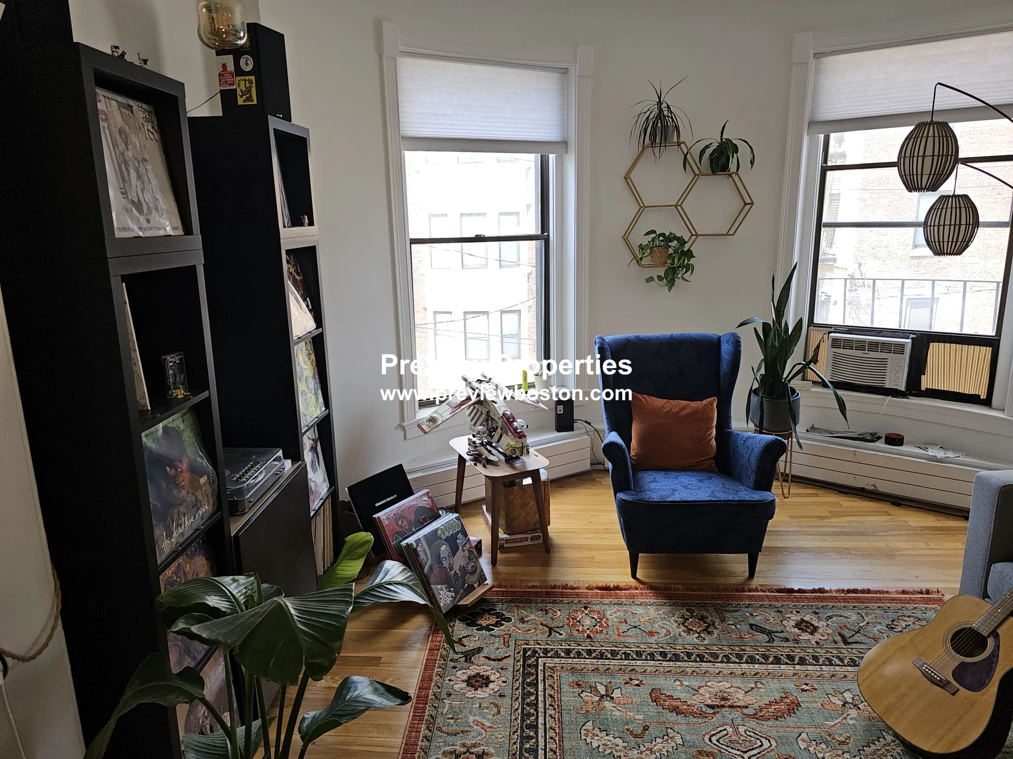 922 Beacon St, Fenway