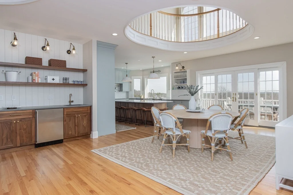 63 Skyfields Dr, Groton
