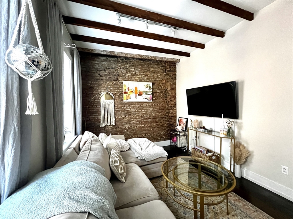 10 Henchman St, North End