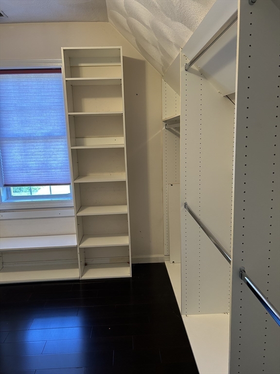 3 Gooseneck Ln, Westford