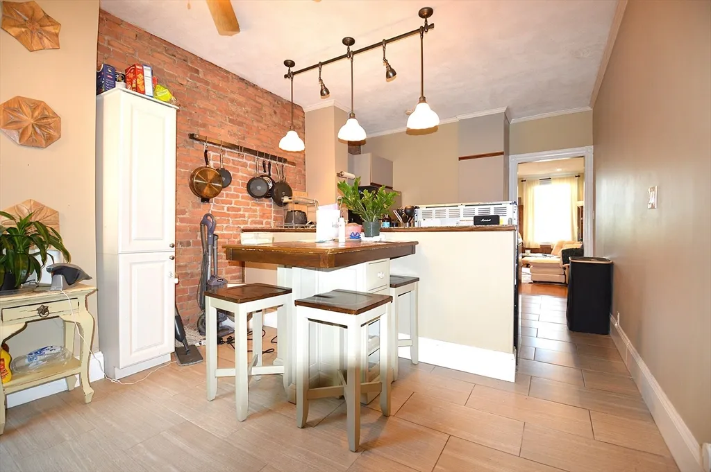 1793 Beacon St, Brookline