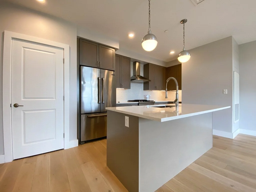 1650 Commonwealth Ave, Brighton