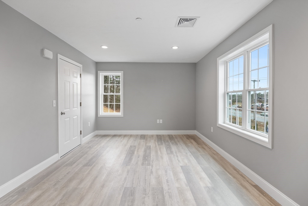 340 Scenic Hwy, Buzzards Bay