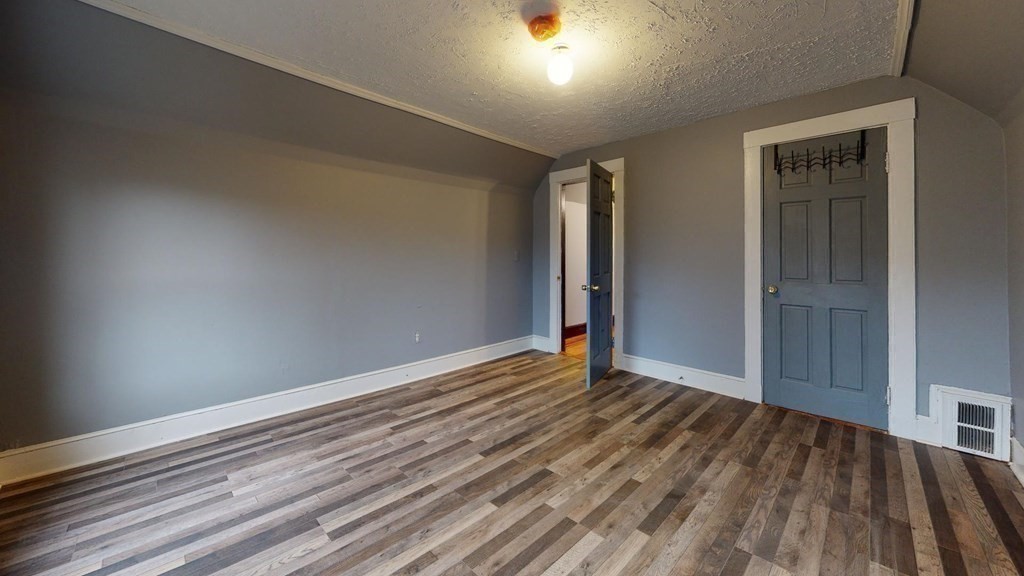 12 Bentham Rd, Dorchester