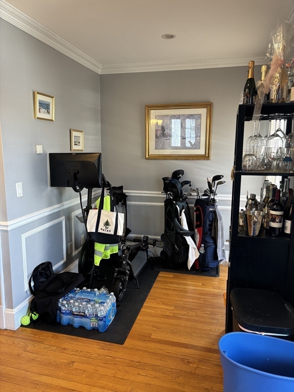 160 1/2 H St, South Boston