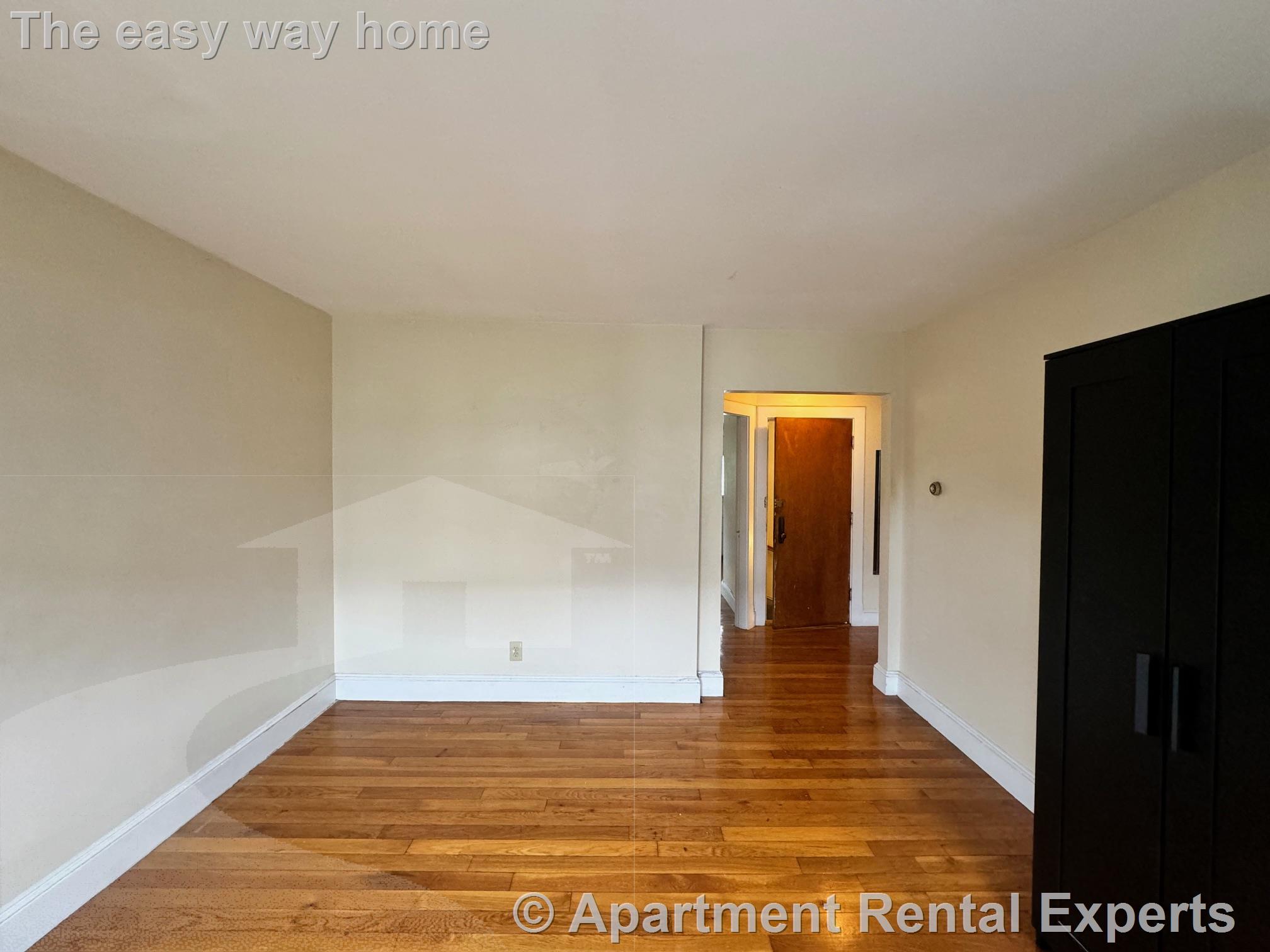 48 Bishop Allen Dr, Central Square