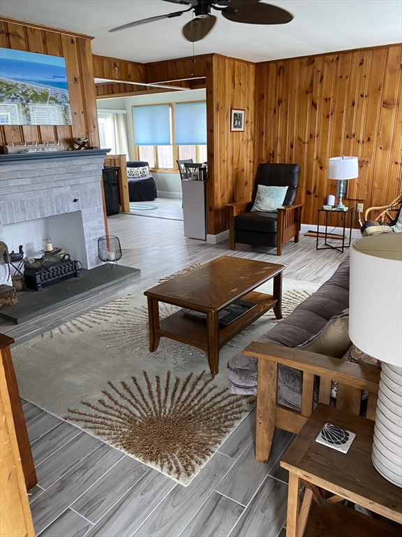 28 Constitution Rd, Marshfield