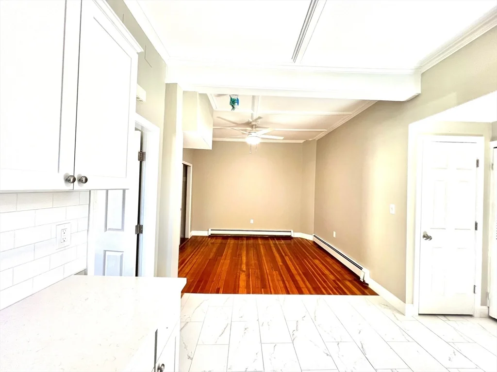 6 Holland St, Winchester