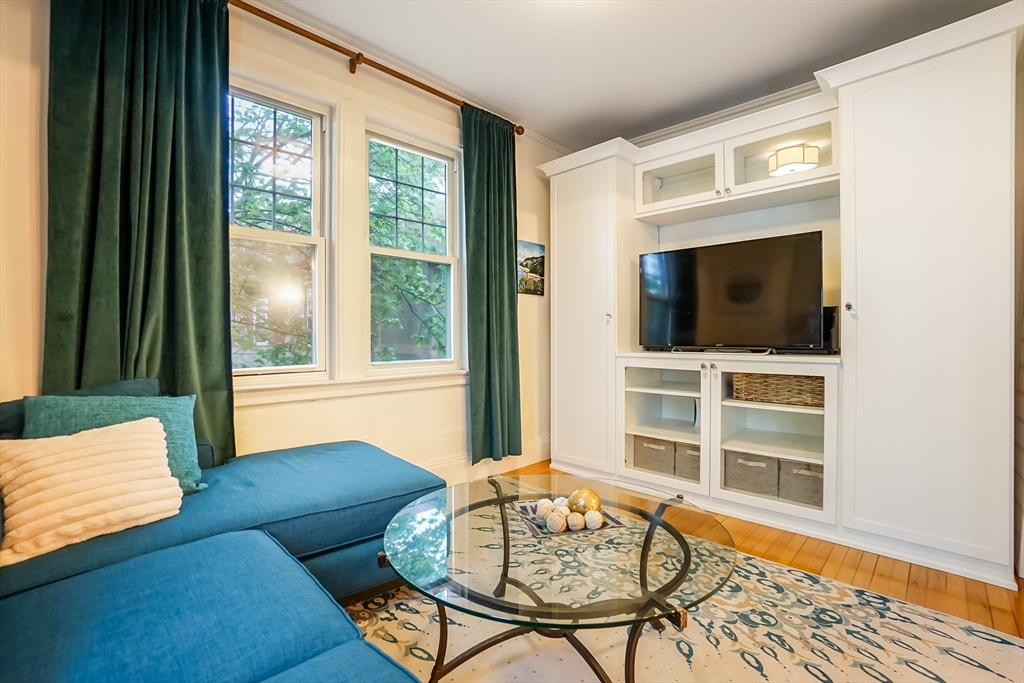 569 Franklin St, Melrose