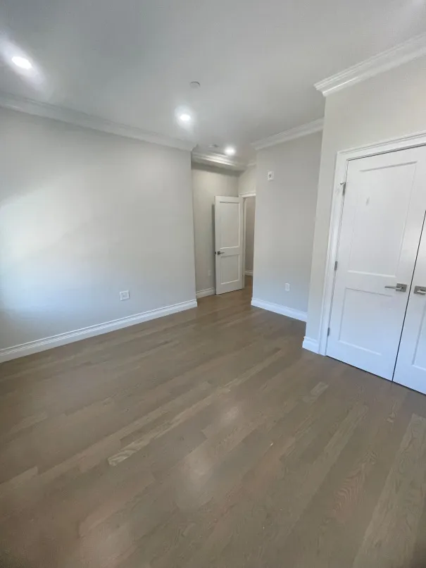 14 Mount Hood Rd, Brighton