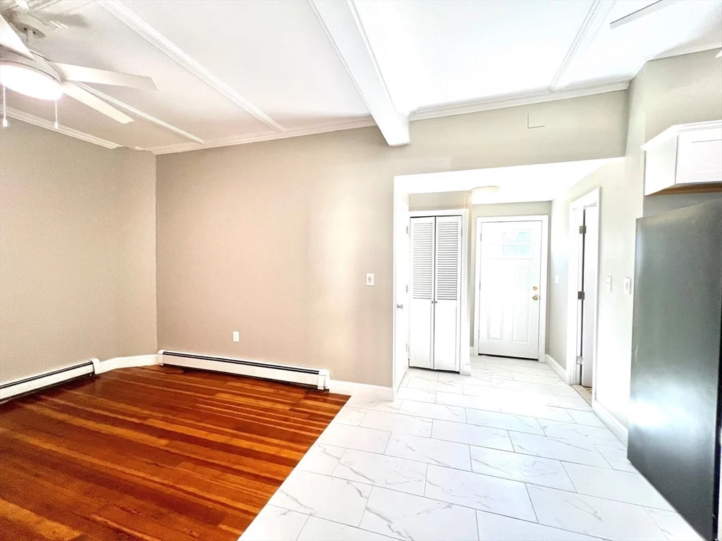 6 Holland St, Winchester