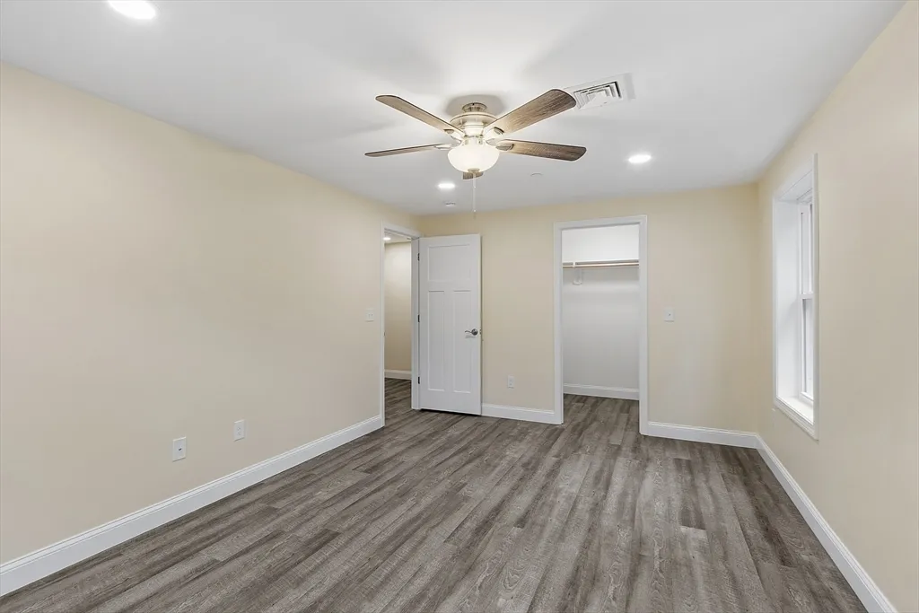 20 Townsend St, Pepperell