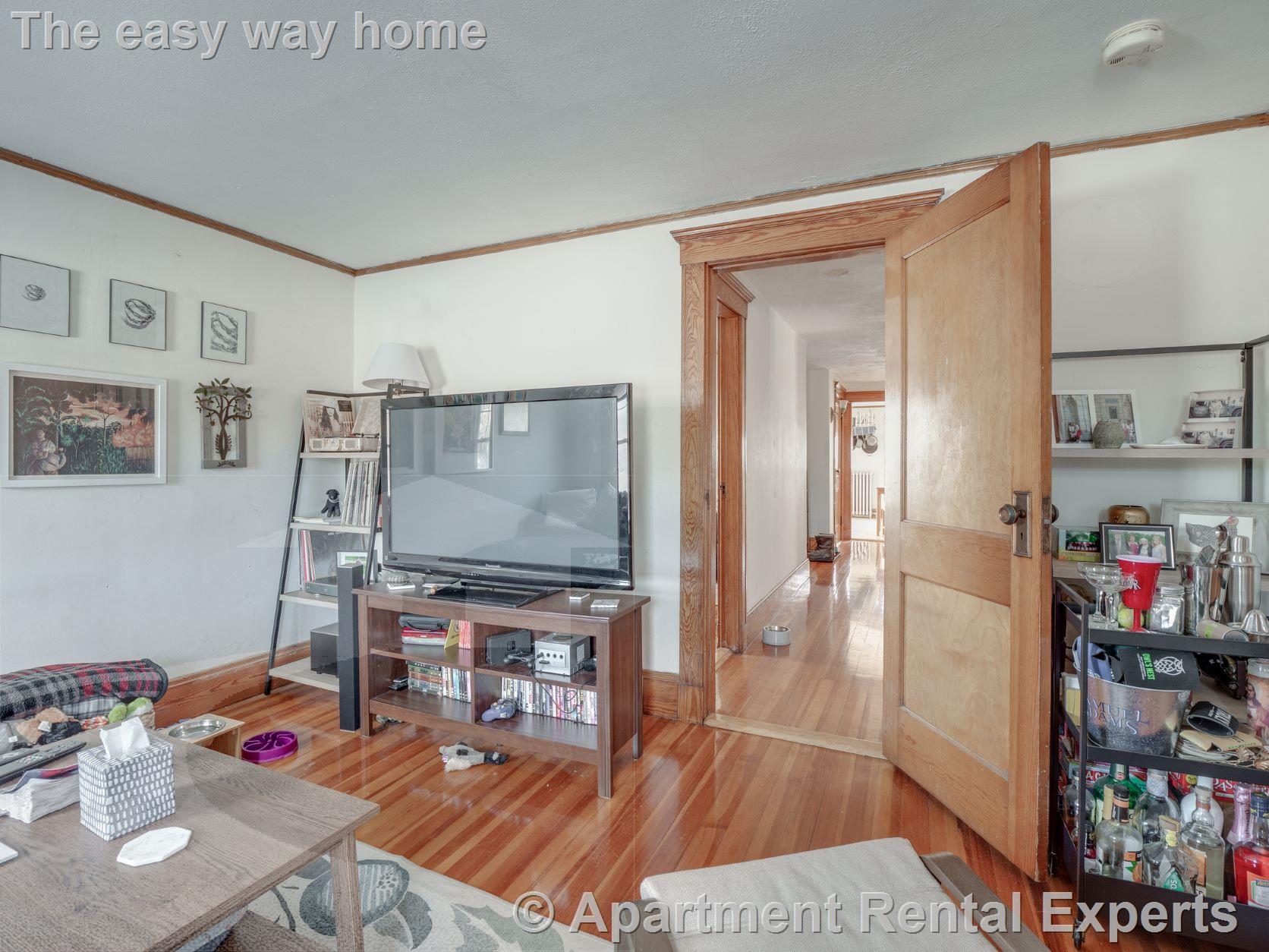 60 Powderhouse Blvd, Davis Square