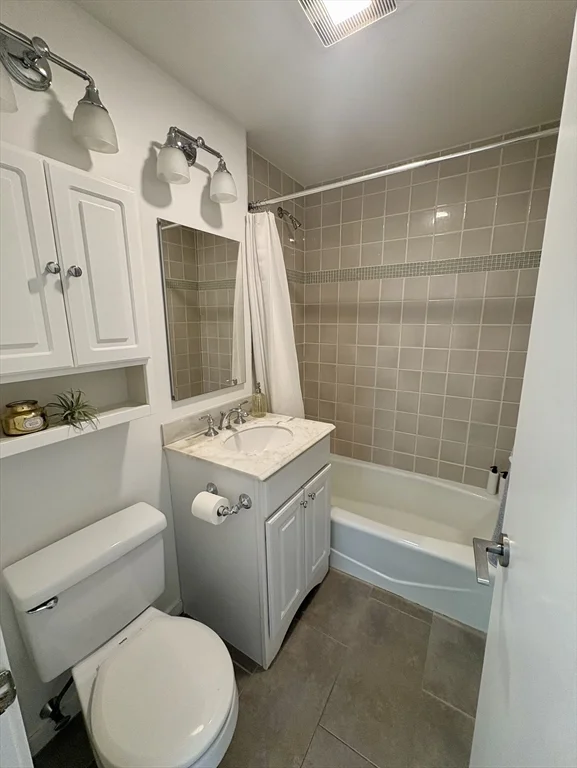 363 Marlborough St, Back Bay