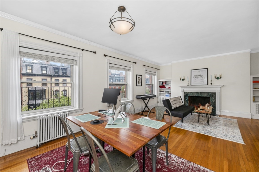 246 Beacon St, Back Bay