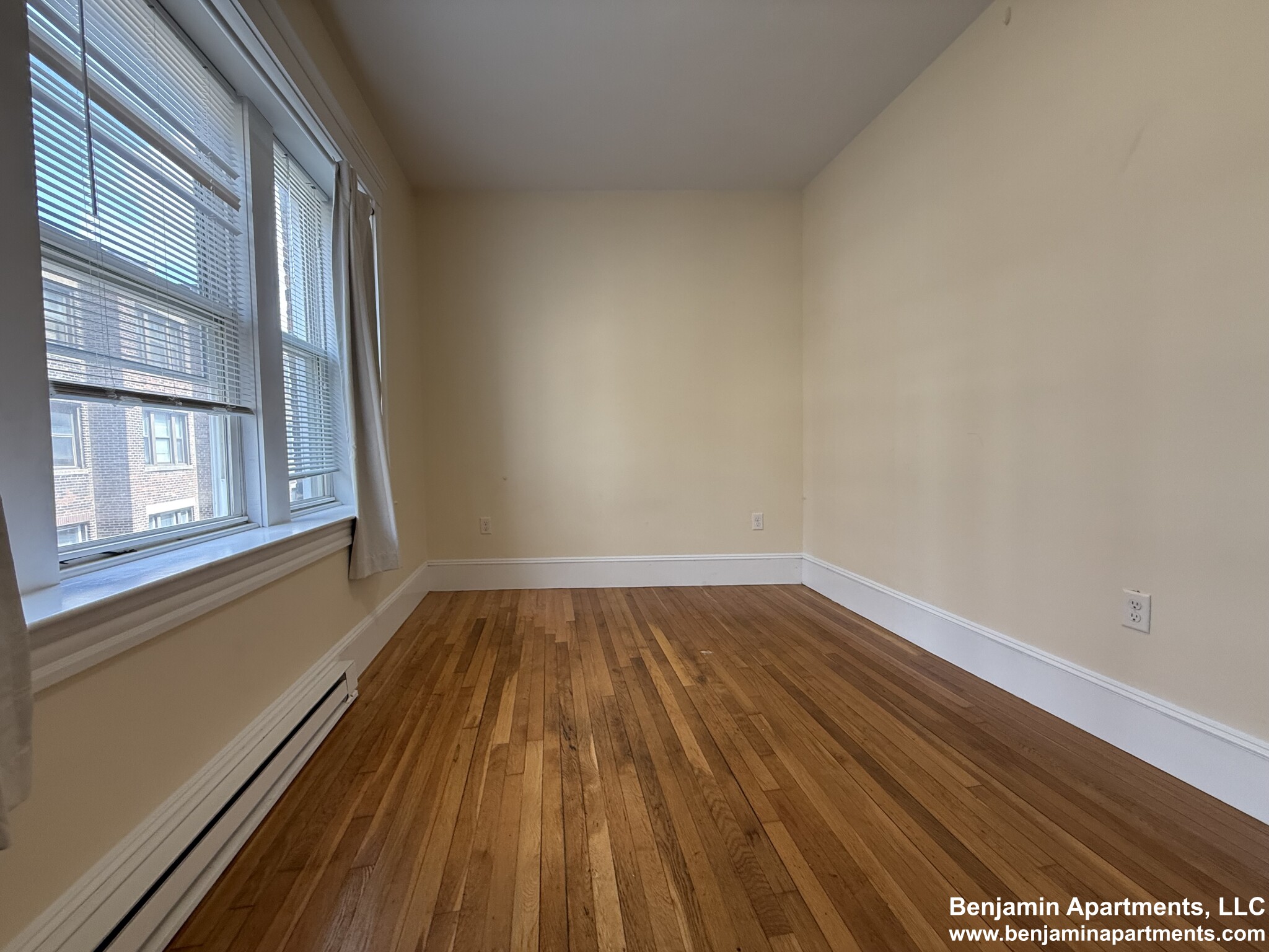 883 Huntington Ave, Mission Hill