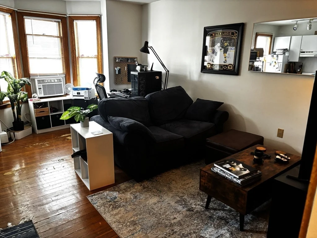 182 H St, South Boston