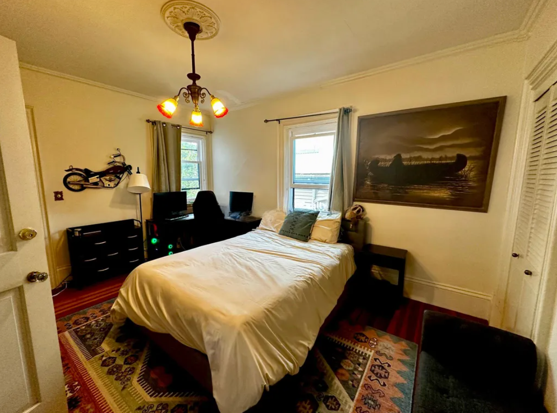 74 Mount Vernon St, East Somerville