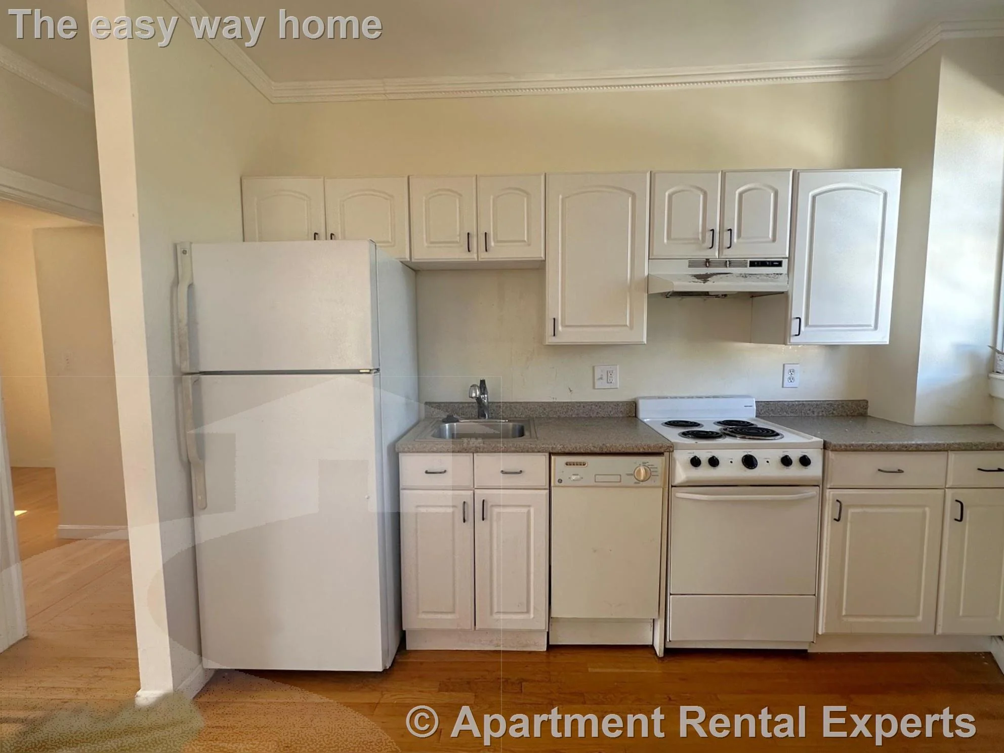 4 Bishop Allen Dr, Central Square