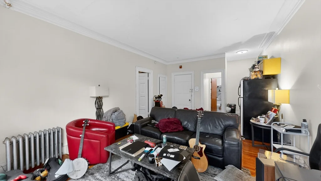 1069 Beacon St, Coolidge Corner