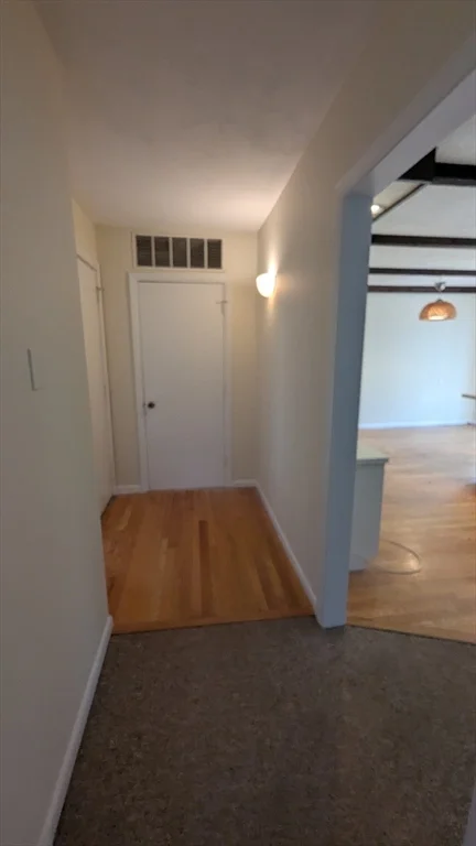 10 Sherwood Ave, Foxboro