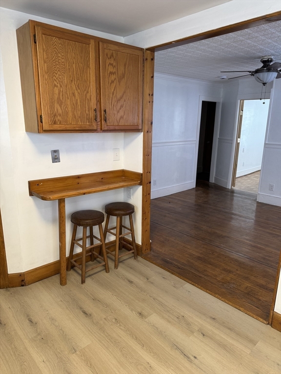 49 Green St, Zip 01830