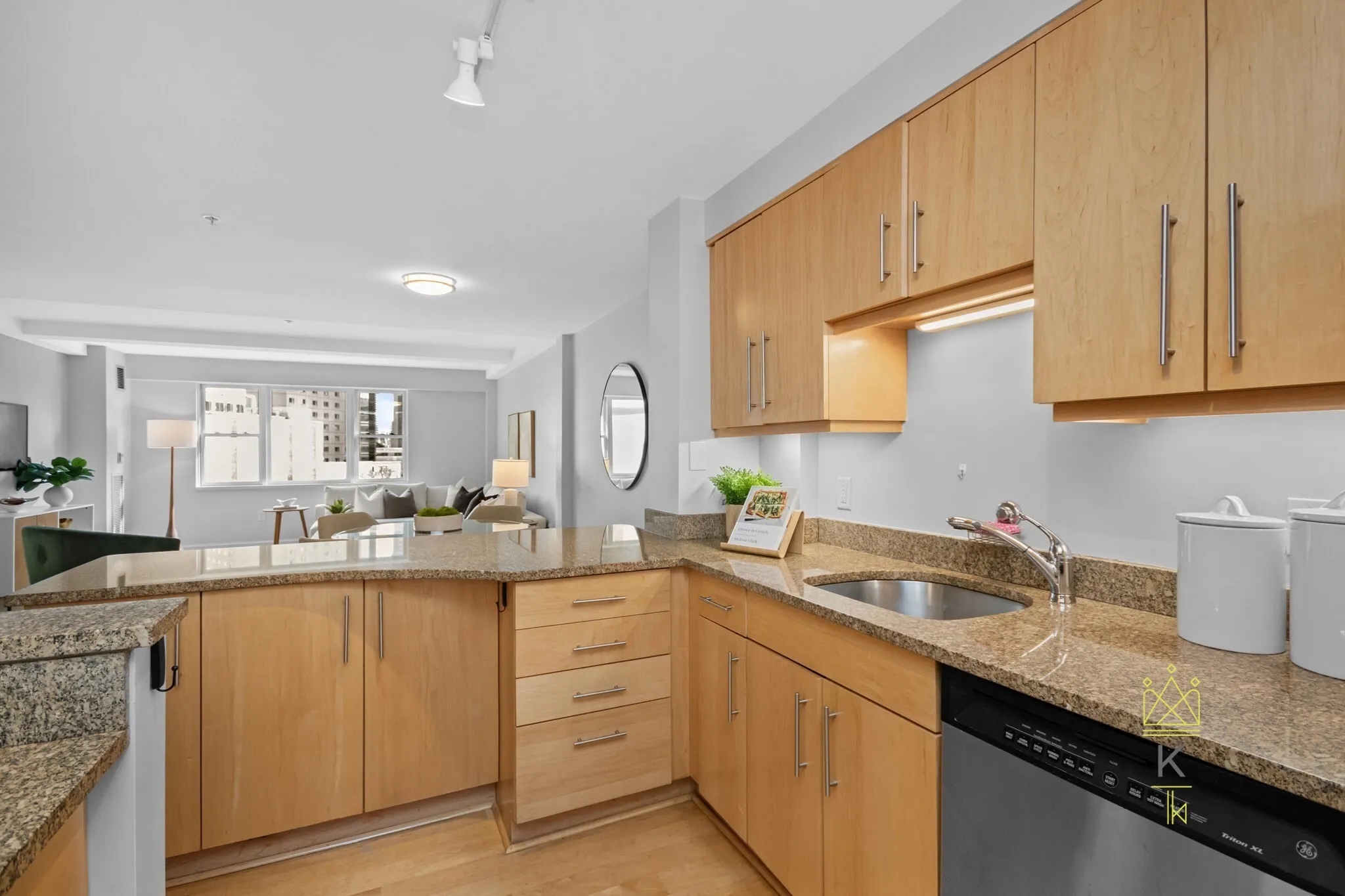 185 Massachusetts Ave, Fenway