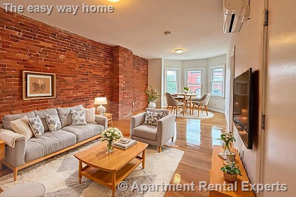 164 Broadway, East Somerville