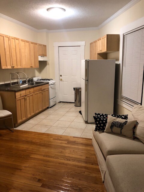 27 Forest St, Baldwin