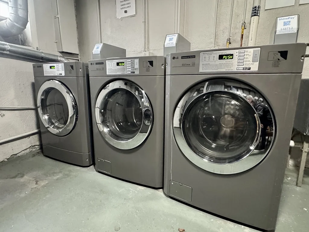 97 Spring St, West Roxbury