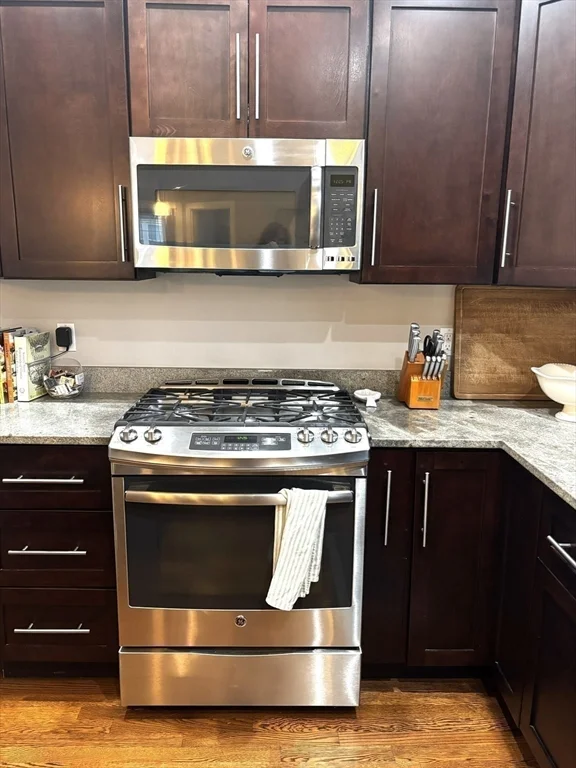 177 E St, South Boston