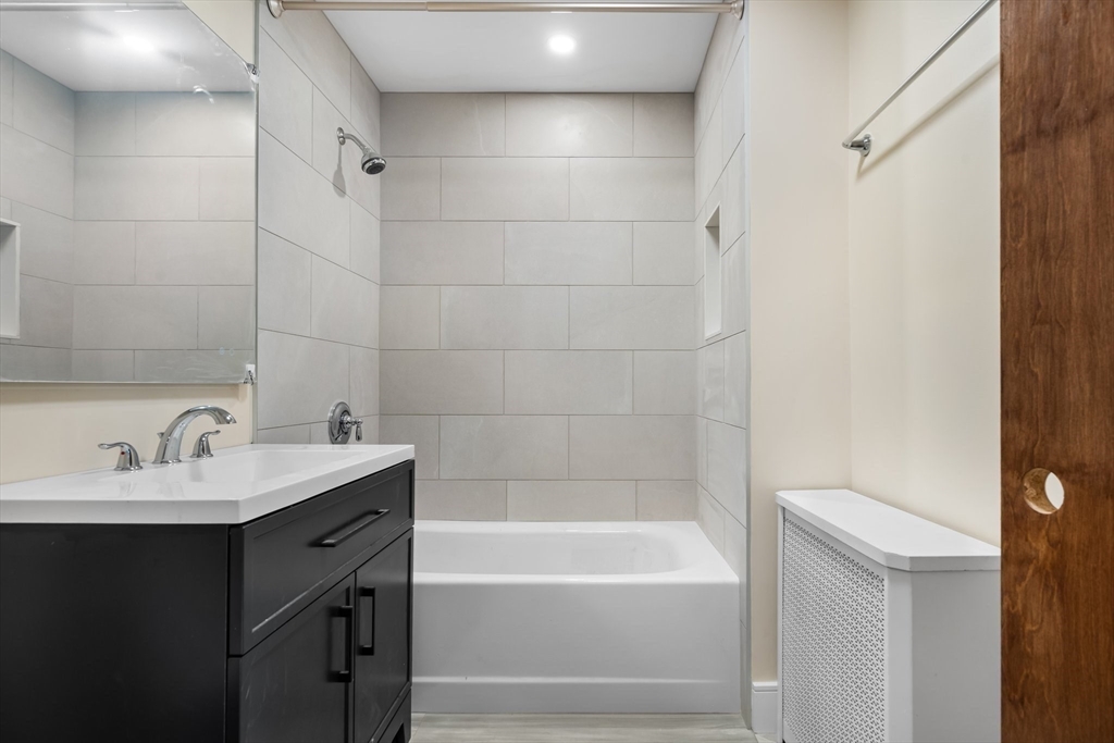 62 Vernal St, Everett