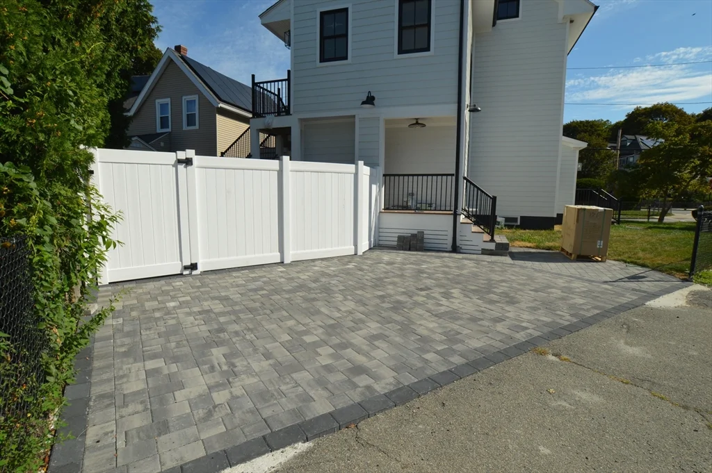 112 Lynde St, Melrose