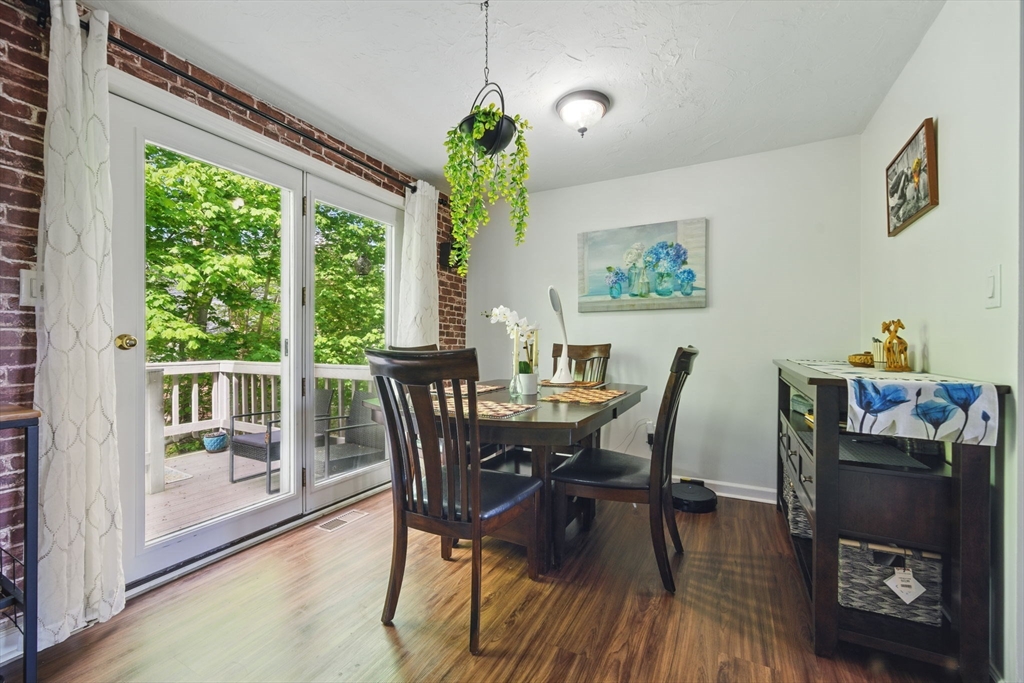 125 Chapin Rd, Hudson