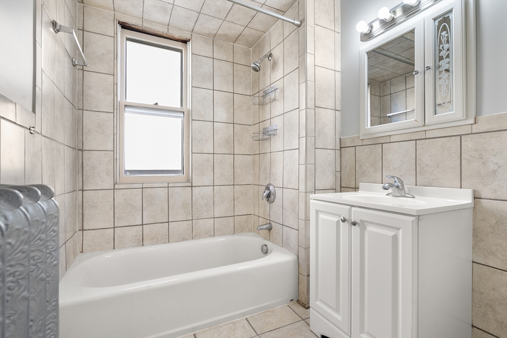 811 Somerville Ave, North Cambridge