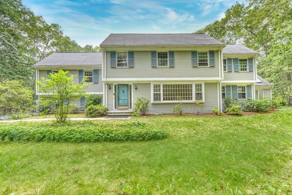 15 Goose Pond Rd, Lincoln