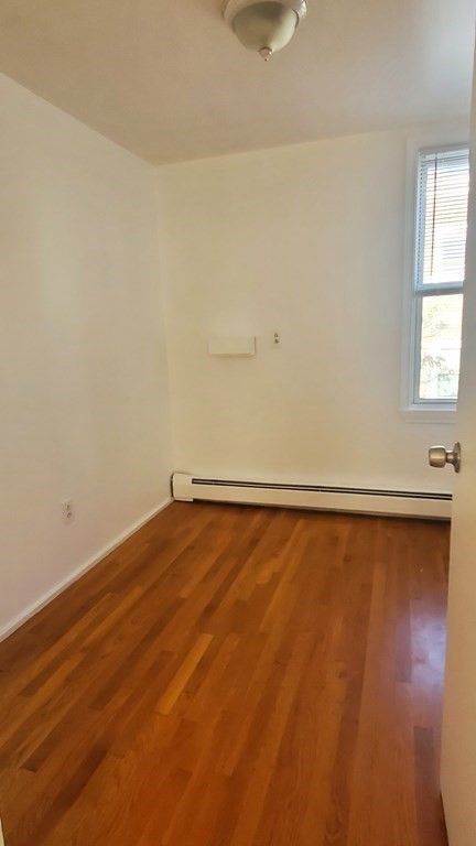 3 bed, 1 bath apartment for rent at 155 Centre Unit 3, Roxbury — photo 5 of 18