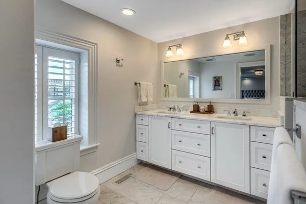 15 Warren Ave, South End