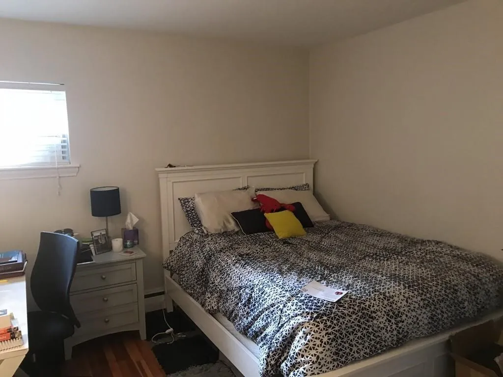 2012 Commonwealth Ave, Brighton