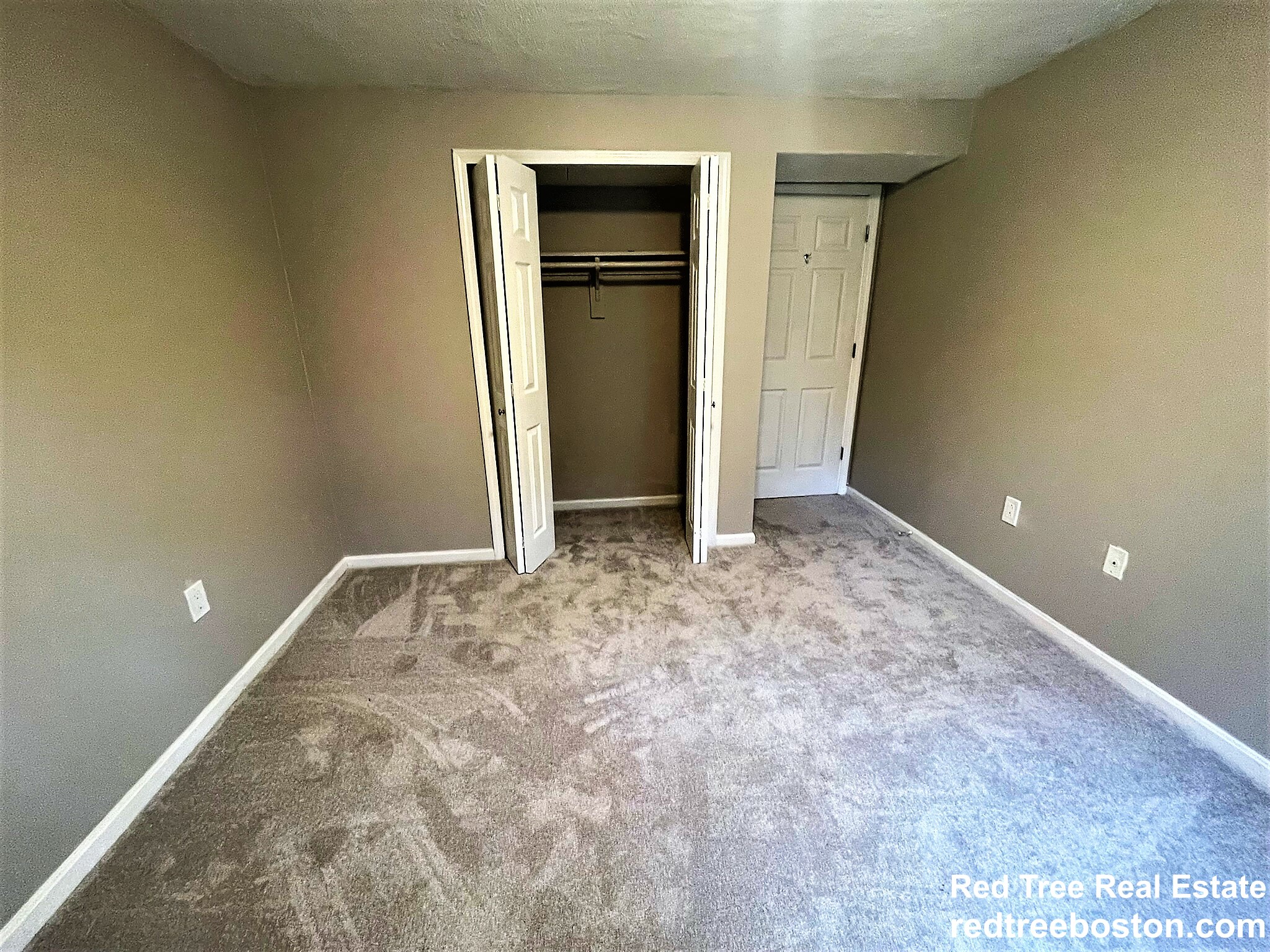 1212 Vfw Pkwy, West Roxbury