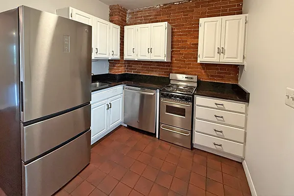 162 Broadway, East Somerville