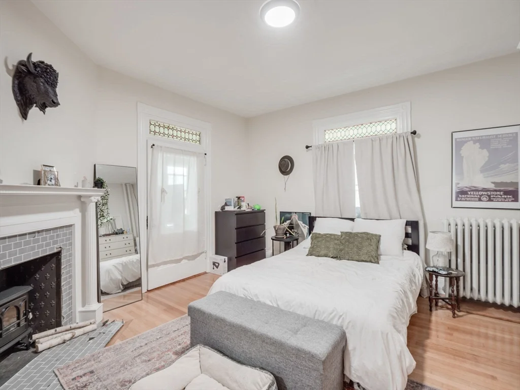 3 Monmouth St, Spring Hill