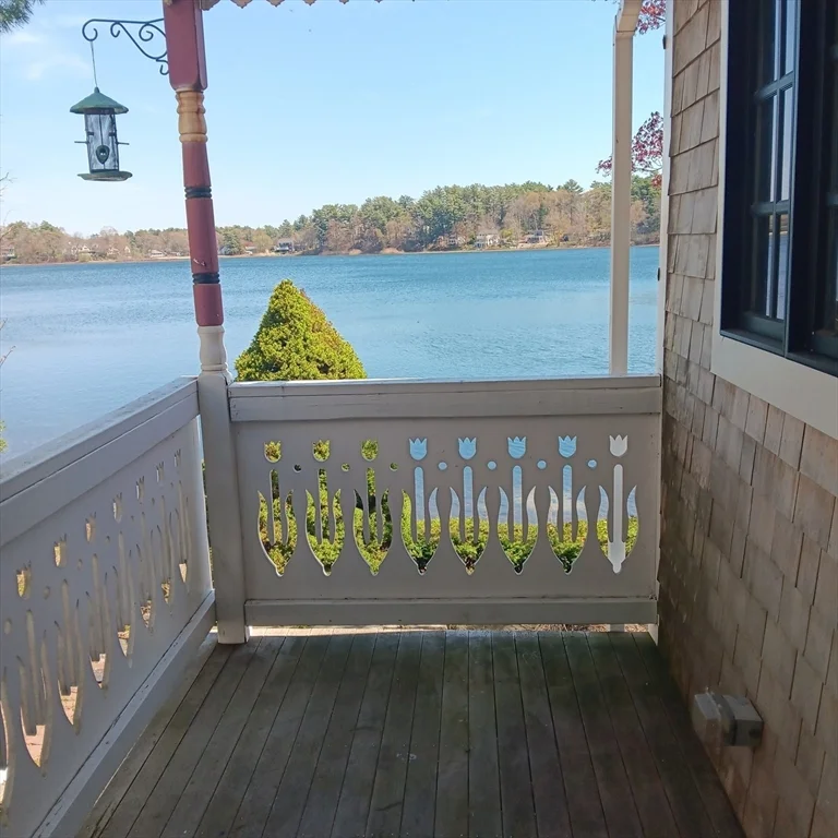 35-37 Fairview Ave, Pembroke