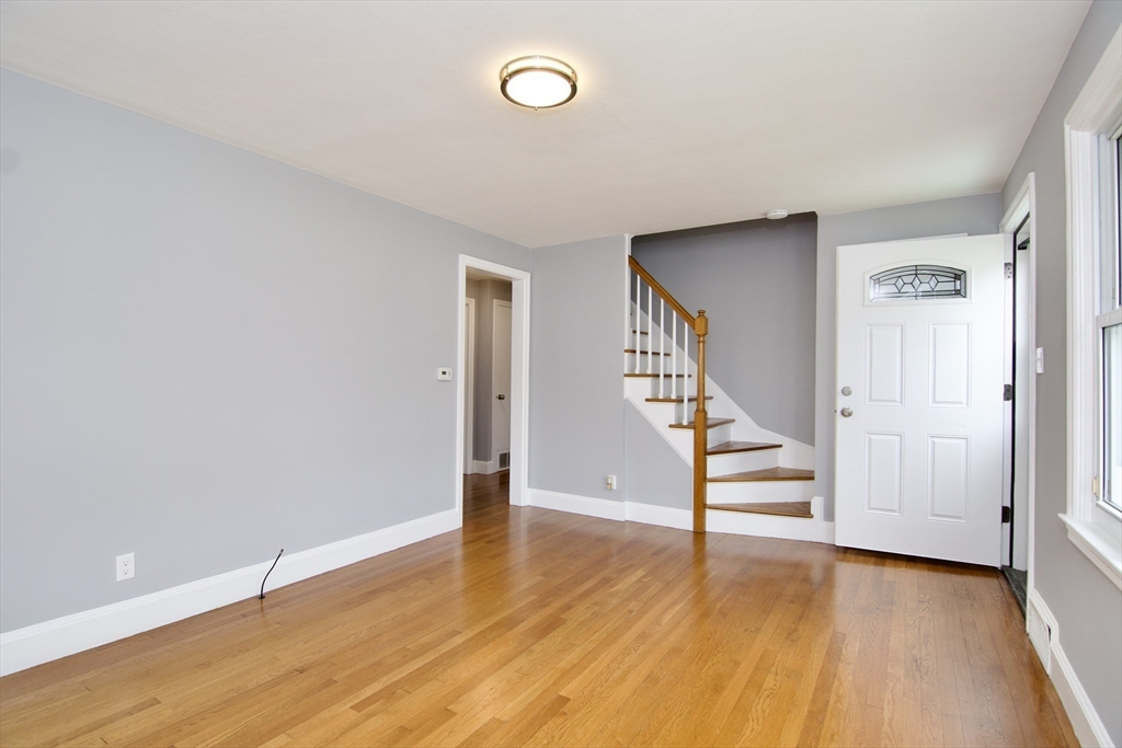 63 Grandview St, East Forest Park