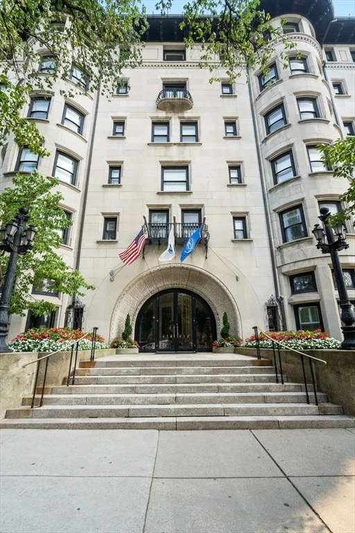 416 Commonwealth Ave, Back Bay