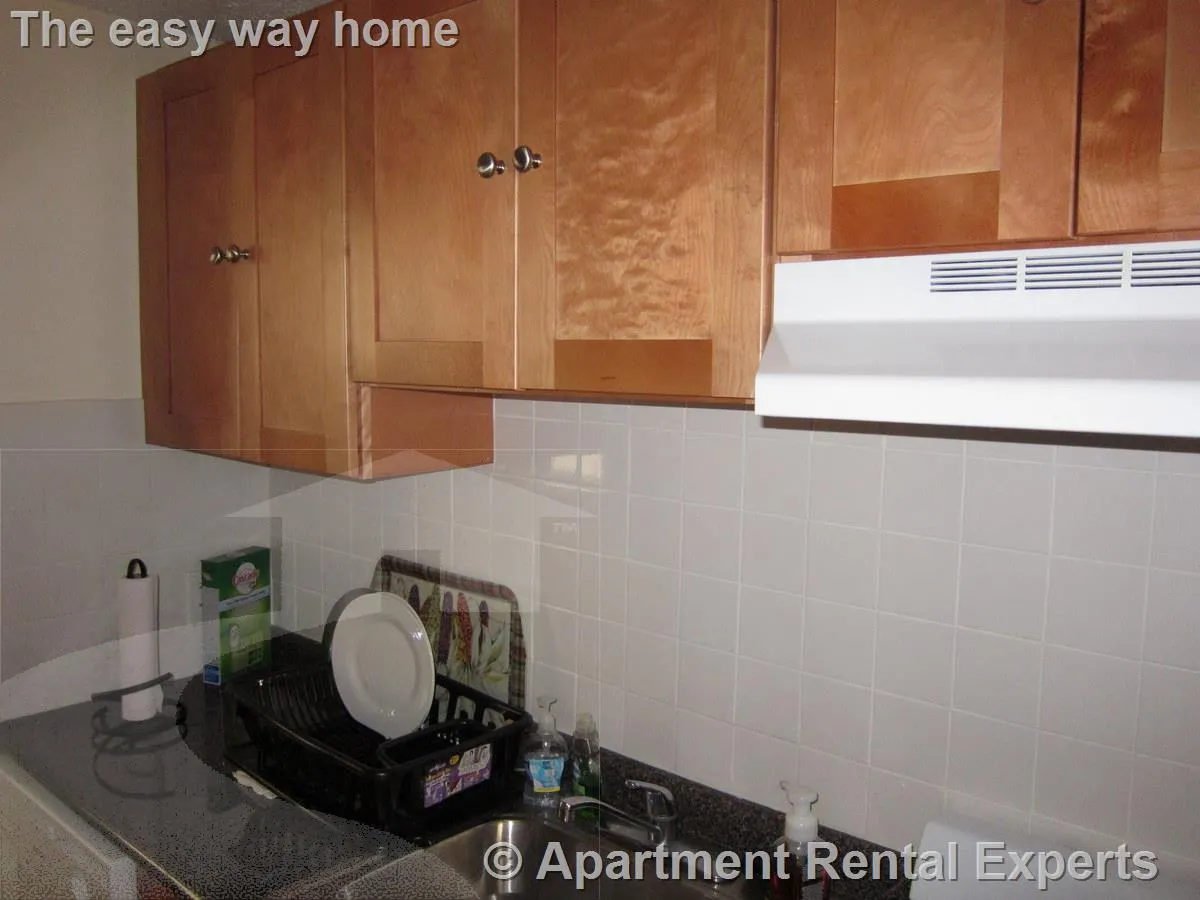 80 Highland Ave, Prospect Hill