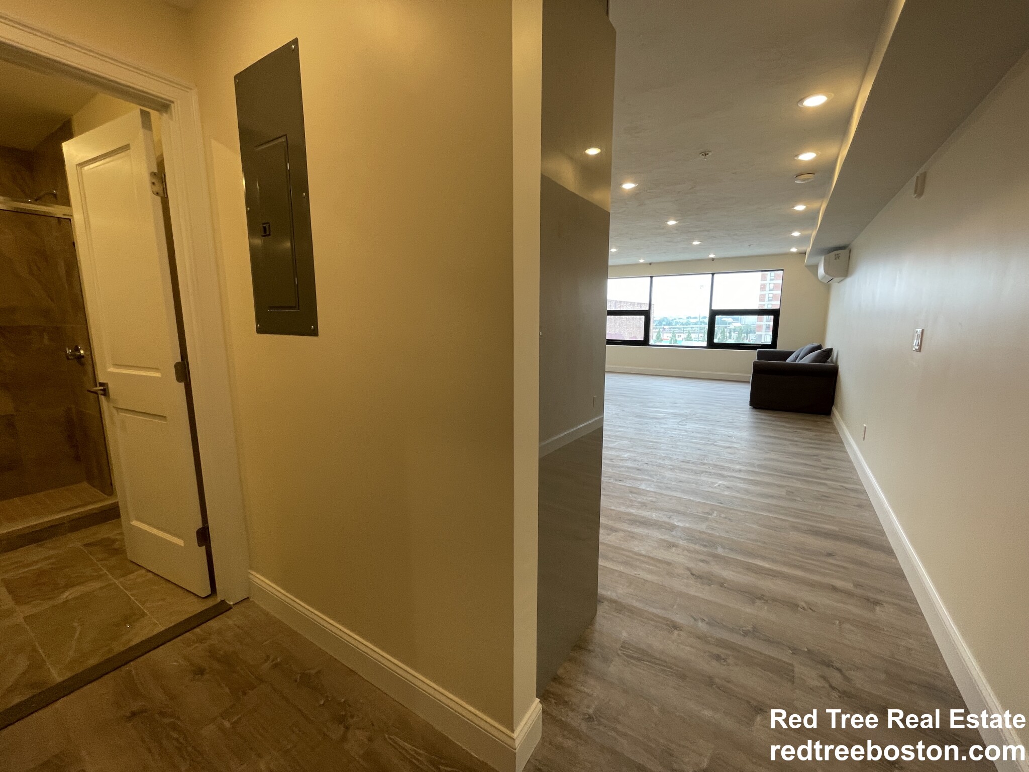 1028 Commonwealth Ave, Boston