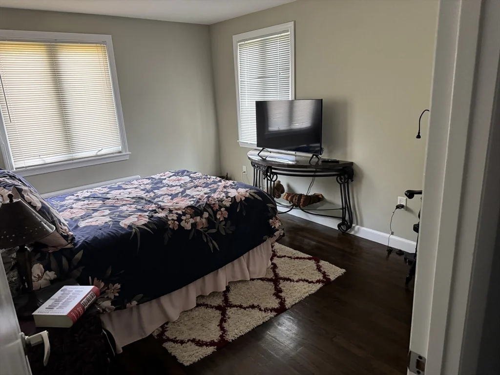 793 Dedham St, Newton