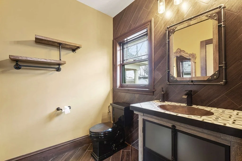 24 Elm, Dedham