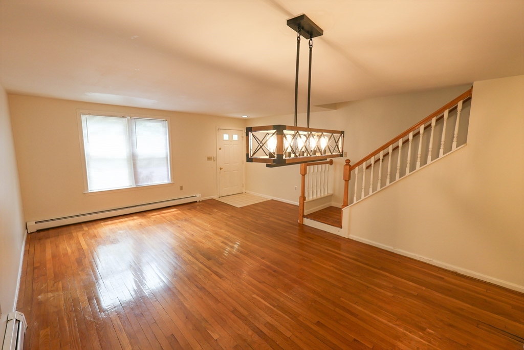 8 Mount Calvary Rd, Roslindale